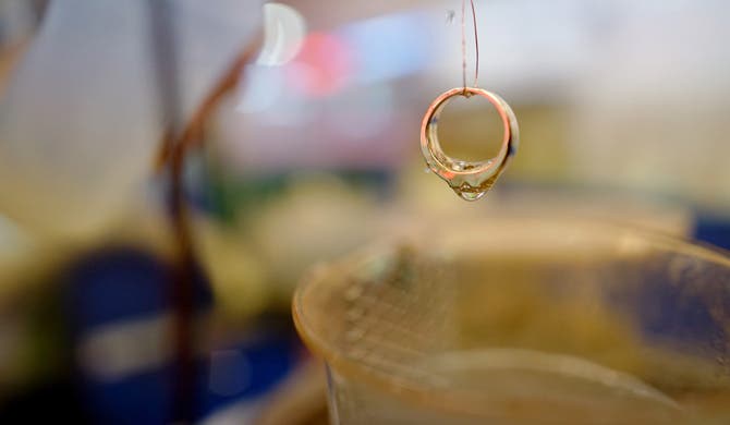 How-to-Test-Gold-at-Home-With-Vinegar