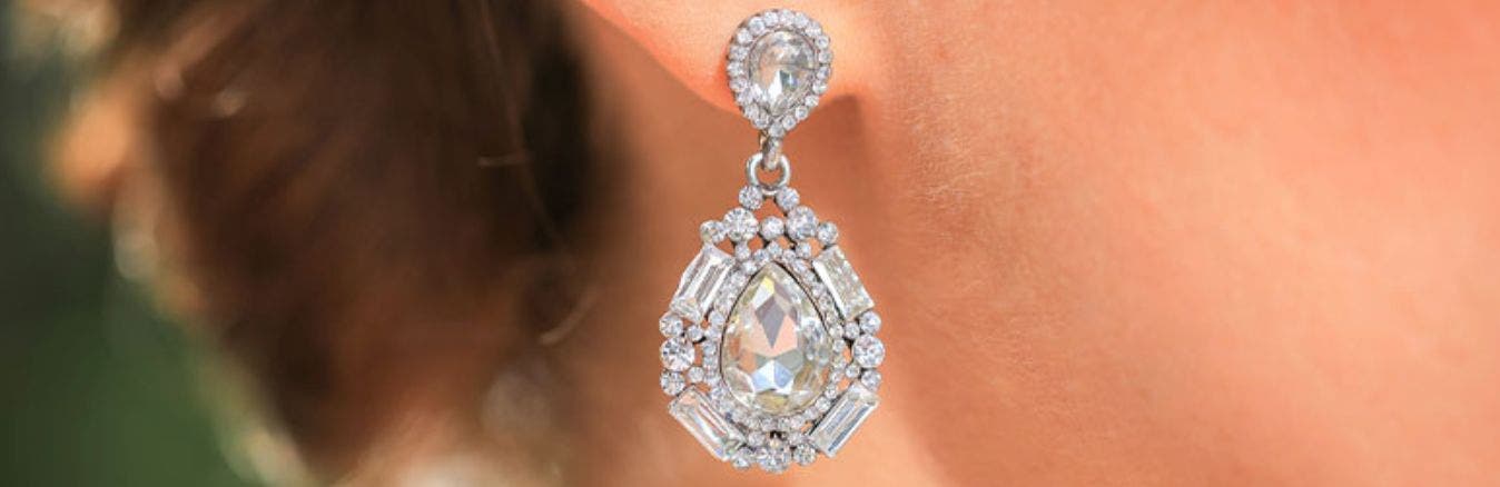 5 Best Earring Backs for Heavy Earrings