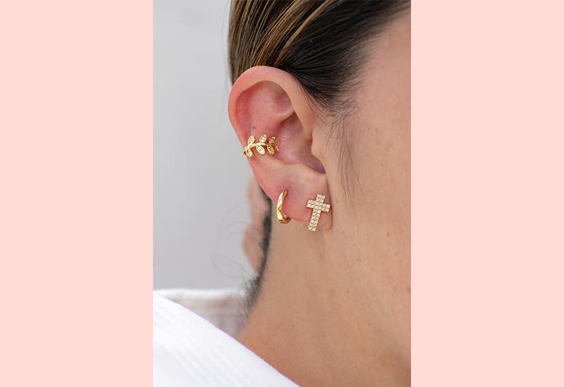 How-to-Layer-Ear-Cuffs
