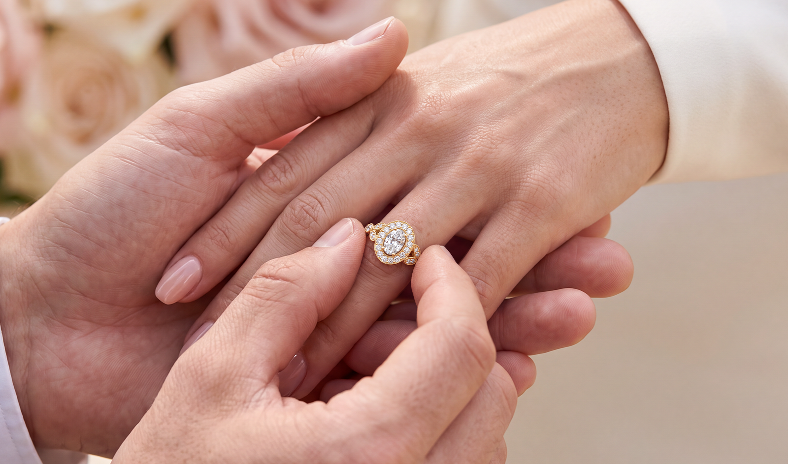 Vintage vs. Antique Engagement Rings: How to Choose the Right Style